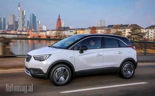 Opel Crossland X 04