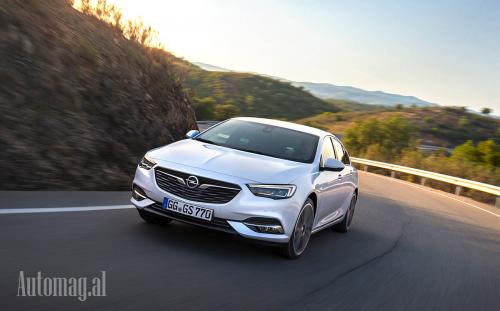 Opel Insignia Gran Sport 04