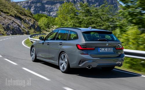 BMW Seria 3 2019 Touring 01a