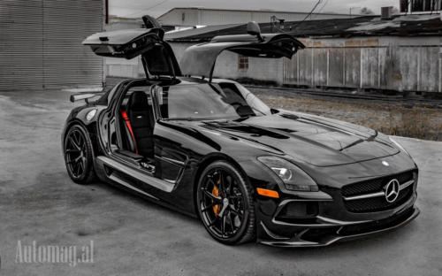 Lewis Hamilton Mercedes SLS Black Series 02