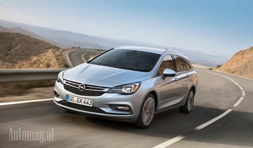 Opel Astra Sport Tourer 05