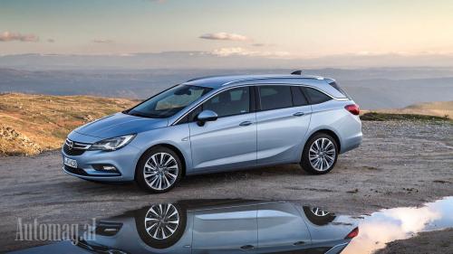 Opel Astra Sport Tourer 06