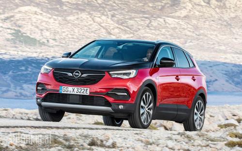 Opel Grandland X Hybrid4 05