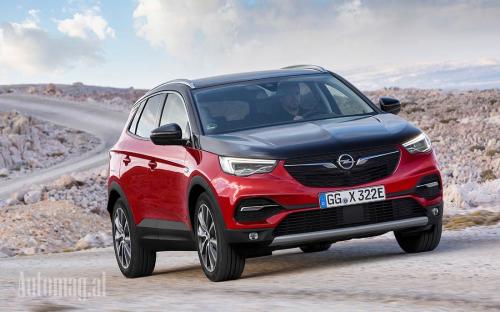 Opel Grandland X Hybrid4 06