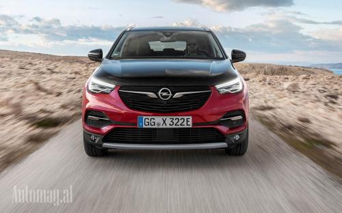 Opel Grandland X Hybrid4 07