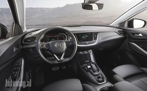 Opel Grandland X Hybrid4 09