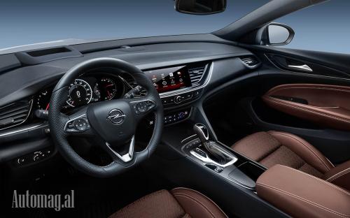 Opel Insignia Gran Sport 07